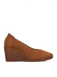 Lasocki Półbuty CEO-WI23-2188-10 Brązowy. Brązowe półbuty damskie Lasocki, bez wzorów, ze skóry, bez obcasa, na koturnie. Za 199.99 zł.