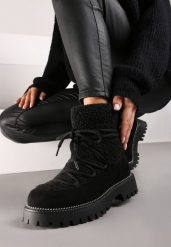 Czarne Futerkowe Śniegowce na Tłoczonej Podeszwie Ozdobionej Cyrkoniami Rialuna. Czarne śniegowce damskie Renee, z jeansu. Za 99.99 zł.