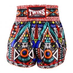 Spodenki treningowe Twins Special Aztec. Czerwone szorty damskie TWINS, bez wzorów, sportowe. Za 199.00 zł.