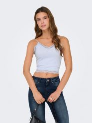 ONLY Top w kolorze błękitnym rozmiar: XS/S. Niebieskie topy damskie Only, s, bez wzorów, z koronki, bez kołnierzyka. Za 39.99 zł.