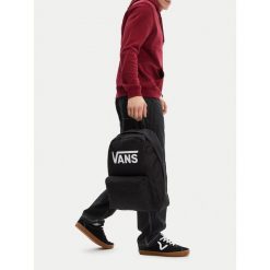 Plecak Vans. Czarne plecaki damskie Vans, bez wzorów, sportowe. Za 169.99 zł.