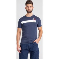 T-SHIRT EA7 Emporio Armani. Niebieskie t-shirty męskie EA7 Emporio Armani, l, bez wzorów, z bawełny, bez kołnierzyka. Za 191.40 zł.