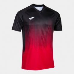 Koszulka do piłki nożnej męska Joma Tiger IV. Czarne t-shirty sportowe męskie Joma, m, bez ramiączek, do piłki nożnej. Za 91.00 zł.