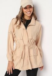 Ciemnobeżowa Kurtka Parka z Bawełną Ściągana w Pasie Troczkiem Zapinana na Napy Velethra. Brązowe kurtki damskie Born2be, l, bez wzorów, z bawełny. Za 129.99 zł.