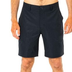 Szorty kąpielowe męskie Rip Curl Boardwalk Oceanside. Czarne szorty sportowe męskie Rip Curl, m, z materiału, żeglarskie. Za 129.99 zł.