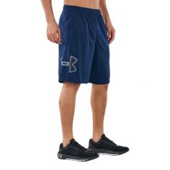 Męskie Spodenki Z Grafiką Techniczną. Niebieskie szorty męskie Under Armour, bez wzorów, sportowe. Za 189.99 zł.
