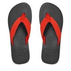 Japonki Hunter. Czerwone klapki damskie Hunter, bez wzorów, bez obcasa. Za 79.99 zł.