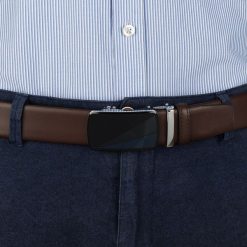 Pasek męski skórzany 3,5 cm klamra automatyczna Beltimore brązowy 02-574 : Kolory - brązowy, beżowy, Rozmiar pasków - r.105-120 cm. Brązowe paski męskie bez wzorów, ze skóry, wizytowe. Za 64.99 zł.