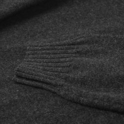 Sweter z kaszmiru Taimen - Czarny. Czarne swetry męskie TAIMEN, bez wzorów, z kaszmiru, bez kołnierzyka. Za 849.99 zł.