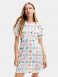 Desigual Sukienka letnia Edmonton 24SWVW44 Biały Straight Fit. Białe sukienki damskie Desigual, na lato, m, bez wzorów, z wiskozy, bez kołnierzyka, bez ramiączek. Za 179.99 zł.
