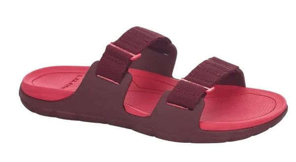 Sandały plażowe Sandal Way Slide ZRVP/41. Czerwone sandały damskie Lizard, bez wzorów, z materiału, bez obcasa. Za 85.03 zł.