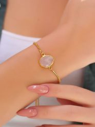 L'Atelier de Gaia Pozłacana bransoletka z elementami ozdobnymi rozmiar: onesize. Różowe bransoletki damskie L'Atelier de Gaia, pozłacane. Za 109.00 zł.