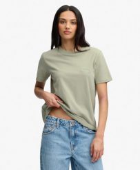 Superdry Koszulka Essential Logo haftowana z bawełny organicznej. Zielone t-shirty damskie Superdry., uniwersalny, bez wzorów, z bawełny, bez ramiączek. Za 122.30 zł.