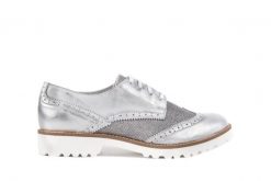 Półbuty Bayla-099 8734 K.Srebro, Skóra naturalna - 36. Szare półbuty damskie Bayla, bez wzorów, ze skóry, bez obcasa. W wyprzedaży za 89.10 zł.