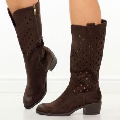 Brązowe ażurowe kozaki damskie na obcasie Potocki 12753. Brązowe kozaki damskie POTOCKI, z jeansu, bez obcasa, na obcasie. Za 269.00 zł.