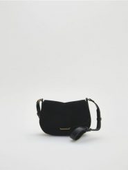 Torebka crossbody - czarny. Czarne torebki klasyczne damskie Reserved, bez wzorów, bez dodatków. Za 119.99 zł.