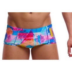 Kąpielówki Funky Trunks Pixel Paradise - trunki męskie. Kąpielówki męskie FUNKY TRUNKS, m, bez wzorów, do pływania. Za 159.00 zł.