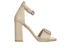 Sandały Bayla-159 4213 001-P Beż Lico 159052, Skóra naturalna - 40. Brązowe sandały damskie Bayla, bez wzorów, ze skóry, bez obcasa, na obcasie. W wyprzedaży za 179.10 zł.