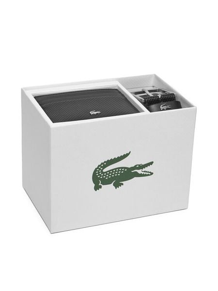 Lacoste Zestaw etui na karty i pasek RC4092 Czarny. Czarne paski męskie Lacoste, bez wzorów, ze skóry. Za 539.99 zł.