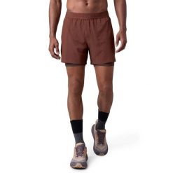 Męskie krótkie spodenki do biegania w terenie 2 w 1 Trekking Siroko Overland B. Brązowe szorty męskie SIROKO, z materiału, bez kołnierzyka. Za 211.00 zł.