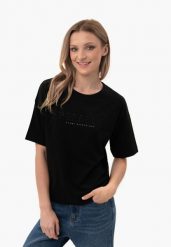 Luźna koszulka z napisem, Comfort Fit, T-PERFECT. Białe t-shirty damskie Volcano, m, bez wzorów, z bawełny, bez ramiączek. Za 69.99 zł.