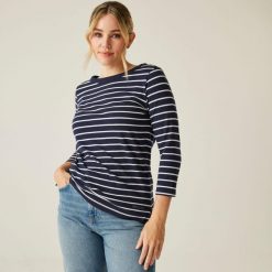 Koszulka do chodzenia z rękawem 3/4 damska Bayletta II. Niebieskie t-shirty damskie Regatta, bez wzorów, z polaru, bez kołnierzyka. W wyprzedaży za 83.45 zł.