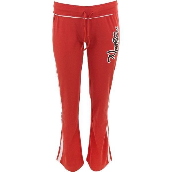 Nordblanc Damskie Spodnie dresowe Czerwone - Wygodne i Stylowe. Białe spodnie dresowe damskie ŠIJEME SRDCEM, bez wzorów, z bawełny. Za 175.99 zł.