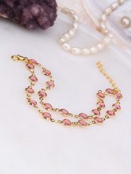 L'Atelier de Gaia Pozłacana bransoletka z kamieniami ozdobnymi rozmiar: onesize. Różowe bransoletki damskie L'Atelier de Gaia, pozłacane. Za 39.99 zł.