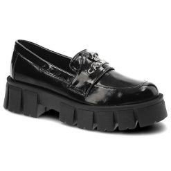 Półbuty damskie Carinii, lakierowana skóra naturalna wsuwanemasywna platforma, czarne, B8569_-070-000-000-F57. Czarne półbuty damskie Carinii, bez wzorów, z lakierowanej skóry, bez obcasa, na platformie. Za 355.00 zł.