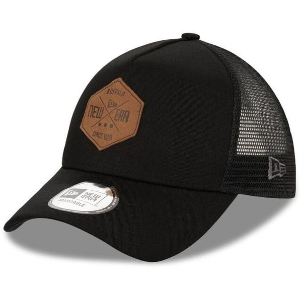 Czapka New Era Patch A Frame Trucker. Czarne czapki z daszkiem damskie New Era, z aplikacjami, z bawełny. Za 181.00 zł.