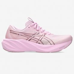 Buty do biegania damskie ASICS GT 2000 15. Czerwone obuwie treningowe damskie Asics, do biegania. Za 699.99 zł.