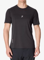 Koszulka szybkoschnąca Houdini Pace Air Message Tee. Czarne t-shirty sportowe męskie Houdini, l, z dzianiny, bez ramiączek, do biegania. Za 307.99 zł.