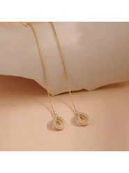 Atelier MIU Pozłacane kolczyki z cyrkoniami rozmiar: onesize. Żółte kolczyki damskie atelier MIU, z cyrkonią, pozłacane. Za 34.99 zł.