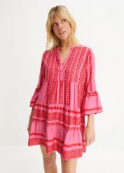 Sukienka tunikowa z lejącej wiskozy. Czerwone sukienki damskie bonprix, z aplikacjami, z wiskozy, eleganckie, bez kołnierzyka, bez ramiączek. Za 119.99 zł.