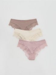 Majtki typu szorty 3 pack - pastelowy róż. Czerwone szorty damskie Reserved, bez wzorów. Za 59.99 zł.