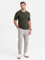 Spodnie męskie chino z gumką w pasie SLIM FIT - jasnoszare V1 OM-PACP-0157 - XXL. Szare spodnie materiałowe męskie Ombre Clothing, bez wzorów, z elastanu, casualowe. W wyprzedaży za 219.99 zł.