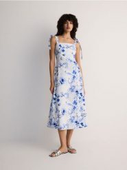 Sukienka midi - wielobarwny. Sukienki damskie Reserved, l, bez wzorów, z dzianiny, bez kołnierzyka, bez ramiączek, midi, rozkloszowane. Za 119.99 zł.