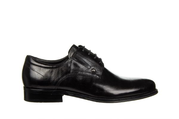 Półbuty John Doubare QA526-C6-A78 Black 104238, Czarny, Skóra naturalna - 41. Czarne półbuty męskie John Doubare, ze skóry, bez zapięcia. W wyprzedaży za 494.10 zł.