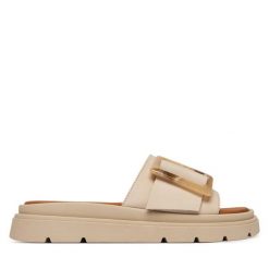 Klapki Tamaris. Białe klapki damskie Tamaris, bez wzorów, bez obcasa. Za 299.99 zł.