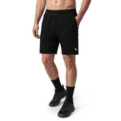 Męskie krótkie spodenki do gry w padla Padel Siroko Prism Black. Czarne szorty męskie SIROKO, bez wzorów, z materiału. Za 217.00 zł.