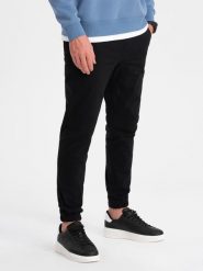 Spodnie męskie materiałowe JOGGERY - czarne V1 P885 - XL. Czarne spodnie materiałowe męskie Ombre Clothing, bez wzorów, z bawełny. W wyprzedaży za 59.99 zł.