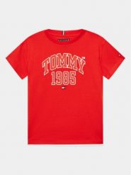 Tommy Hilfiger T-Shirt Varsity KB0KB08206 D Czerwony Regular Fit. Czerwone t-shirty chłopięce Tommy Hilfiger, bez wzorów, z bawełny, bez ramiączek. Za 129.99 zł.