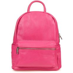 Plecak różowy skórzany P16. Czerwone plecaki damskie bez wzorów, ze skóry, biznesowe. Za 384.99 zł.