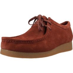 Buty CLARKS WALLABEE EVOBT Bordeaux. Czerwone buty trekkingowe męskie Clarks, z tkaniny, bez zapięcia. Za 382.99 zł.