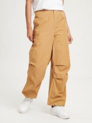 Cross Jeans Bojówki w kolorze karmelowym rozmiar: W30. Brązowe jeansy damskie Cross Jeans, z podwyższonym stanem. Za 109.78 zł.