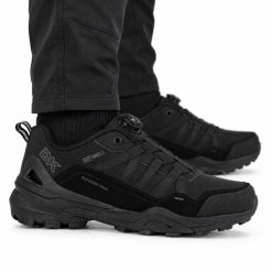 Buty męskie sportowe trekkingowe DK VENOM SOFTSHELL. Czarne kurtki softshell damskie DK, m, bez wzorów, z materiału, bez kaptura. Za 239.00 zł.