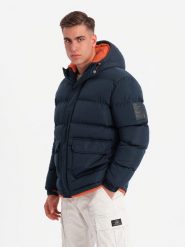 Ciepła sportowa kurtka męska z podwójnym kapturem – granatowa V2 OM-JAHP-0208 - XXL. Niebieskie kurtki treningowe męskie Ombre Clothing, l, z aplikacjami, z materiału. W wyprzedaży za 199.99 zł.