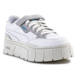 Buty Puma Mayze Stack Padded W 387225-01 białe. Białe buty sportowe na co dzień damskie bez wzorów. Za 788.82 zł.