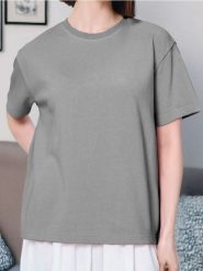 Bluza z krótkim rękawem - szary. Szare bluzy bez kaptura damskie Sinsay, l. W wyprzedaży za 19.99 zł.