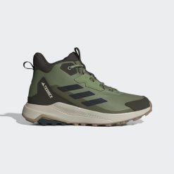 Buty Terrex Anylander Mid Hiking. Brązowe buty trekkingowe męskie Adidas, z materiału, bez zapięcia, adidas terrex. Za 399.00 zł.